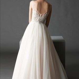 Watters Kaliah 7082B label size 4 porcelain pink